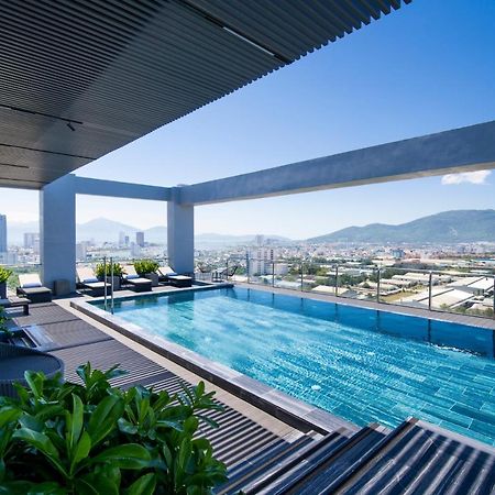 Luxtery Hotel & Spa Da Nang Bagian luar foto