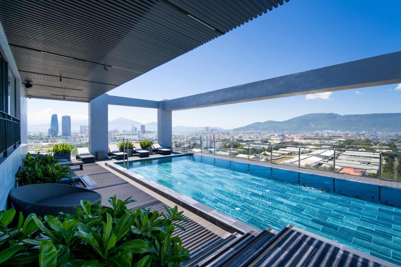 Luxtery Hotel & Spa Da Nang Bagian luar foto