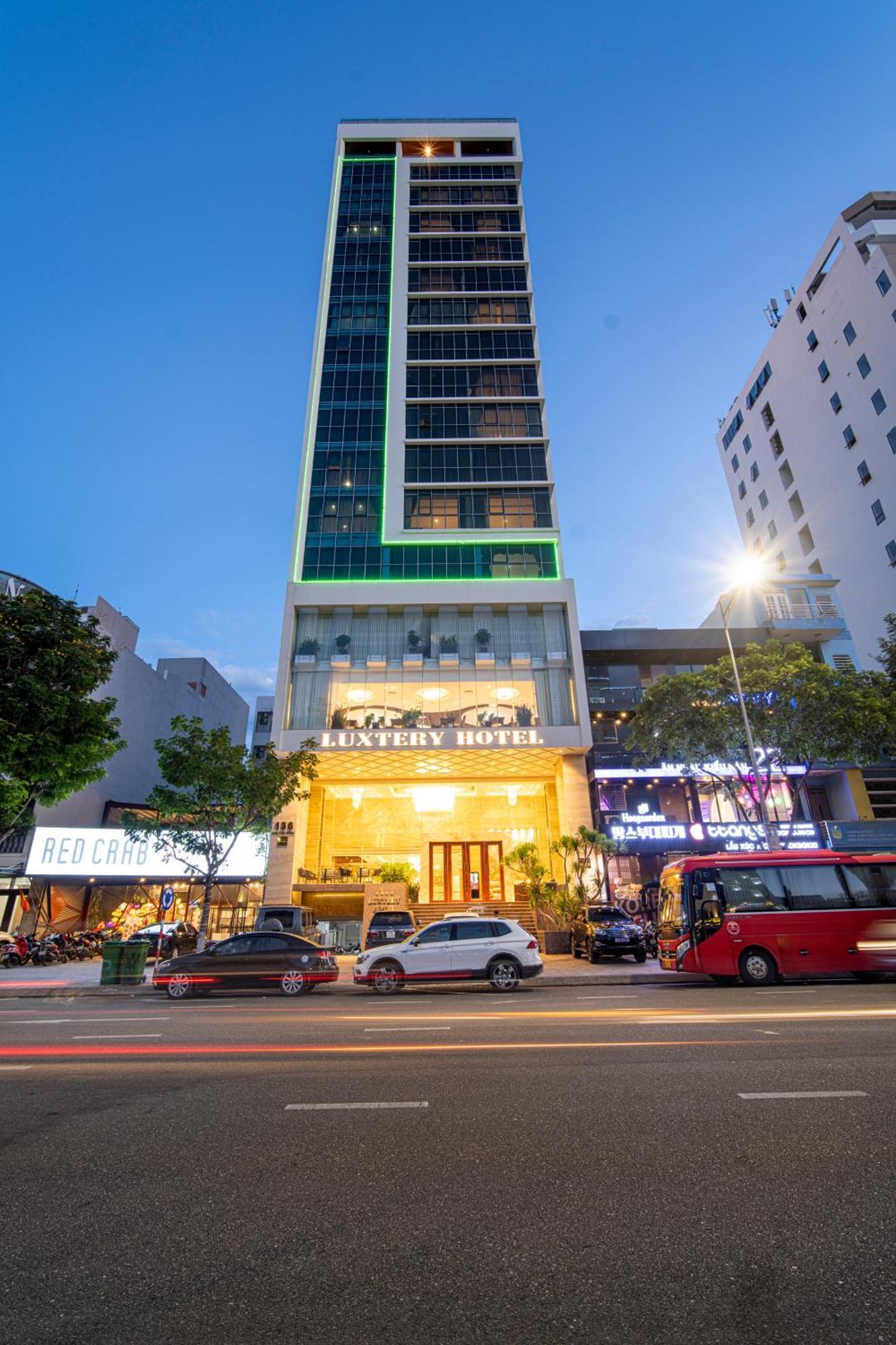 Luxtery Hotel & Spa Da Nang Bagian luar foto