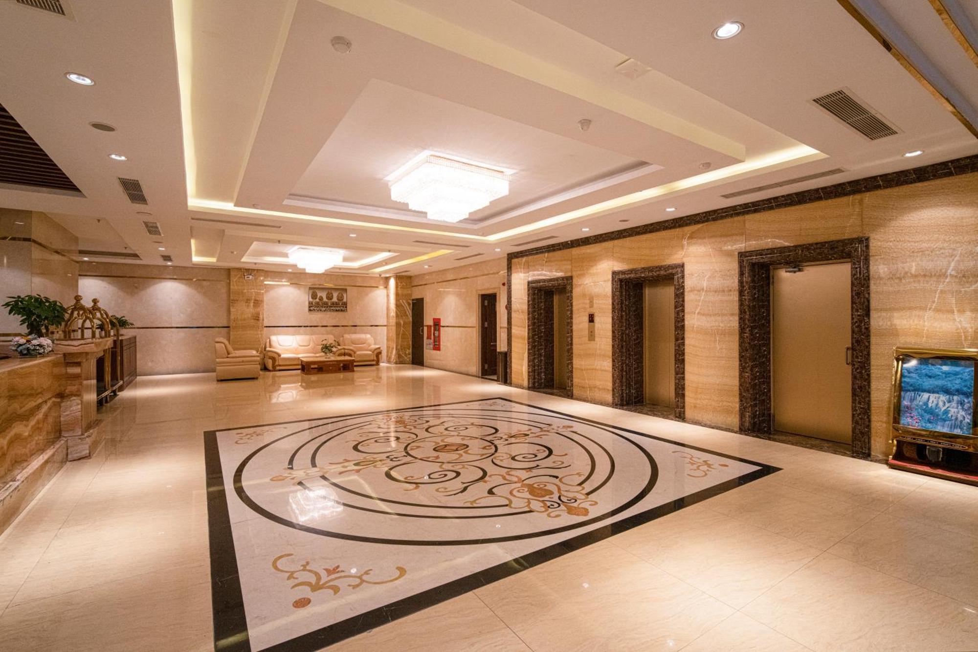 Luxtery Hotel & Spa Da Nang Bagian luar foto