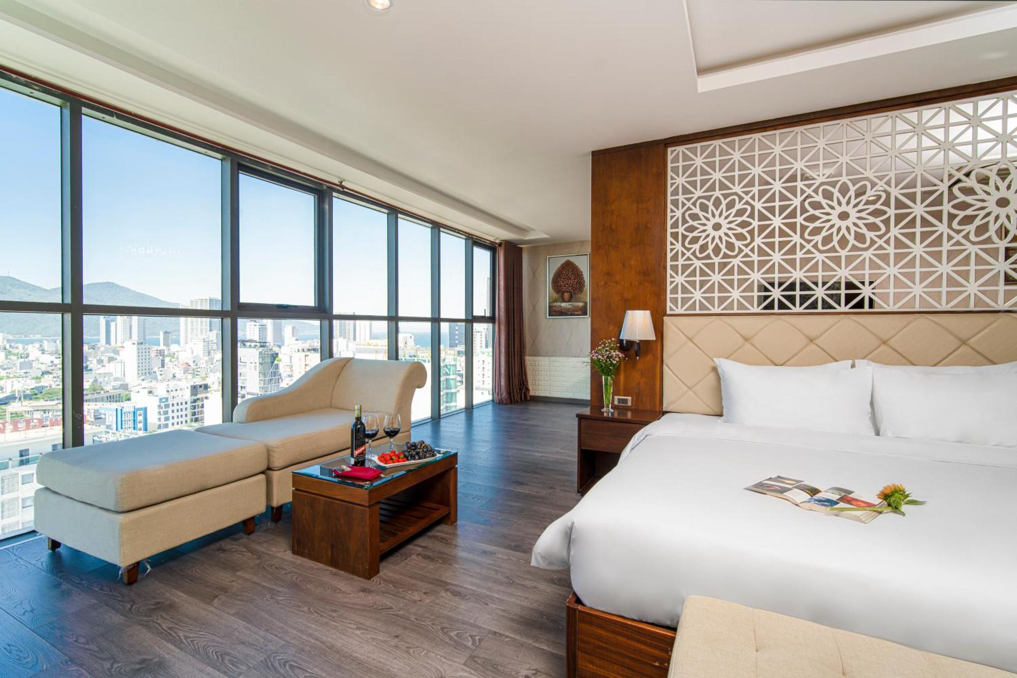 Luxtery Hotel & Spa Da Nang Bagian luar foto