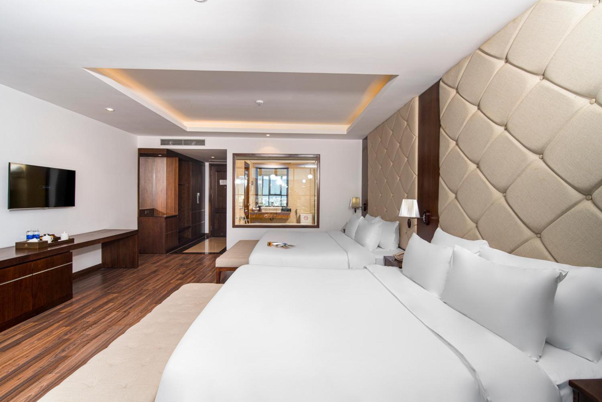 Luxtery Hotel & Spa Da Nang Bagian luar foto