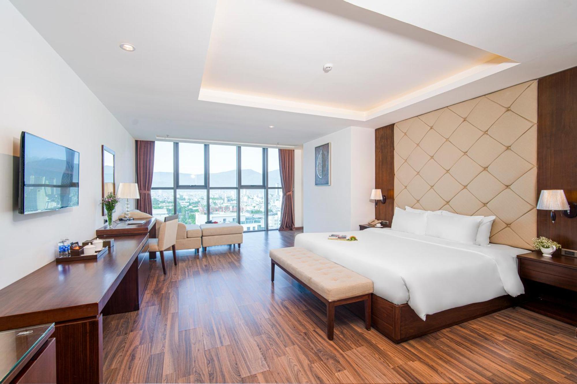 Luxtery Hotel & Spa Da Nang Bagian luar foto