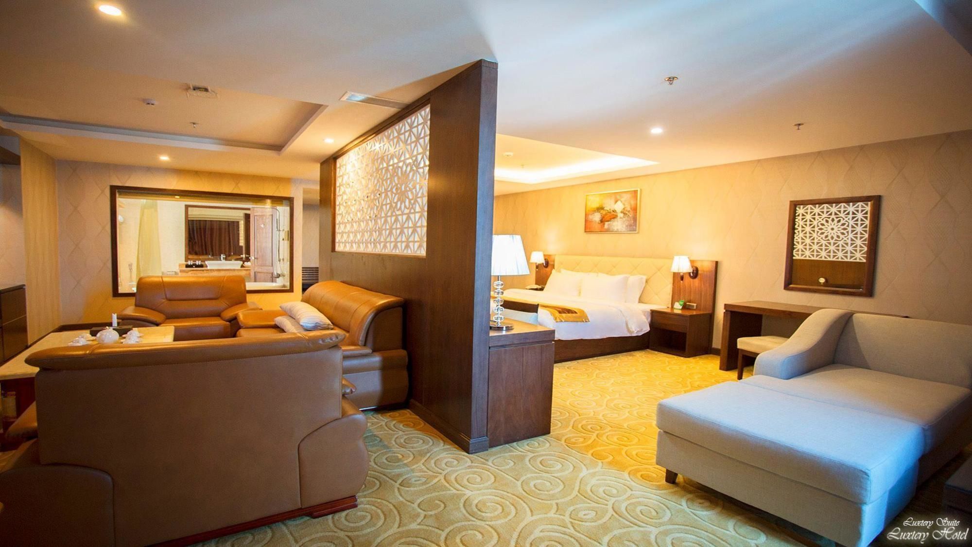 Luxtery Hotel & Spa Da Nang Bagian luar foto