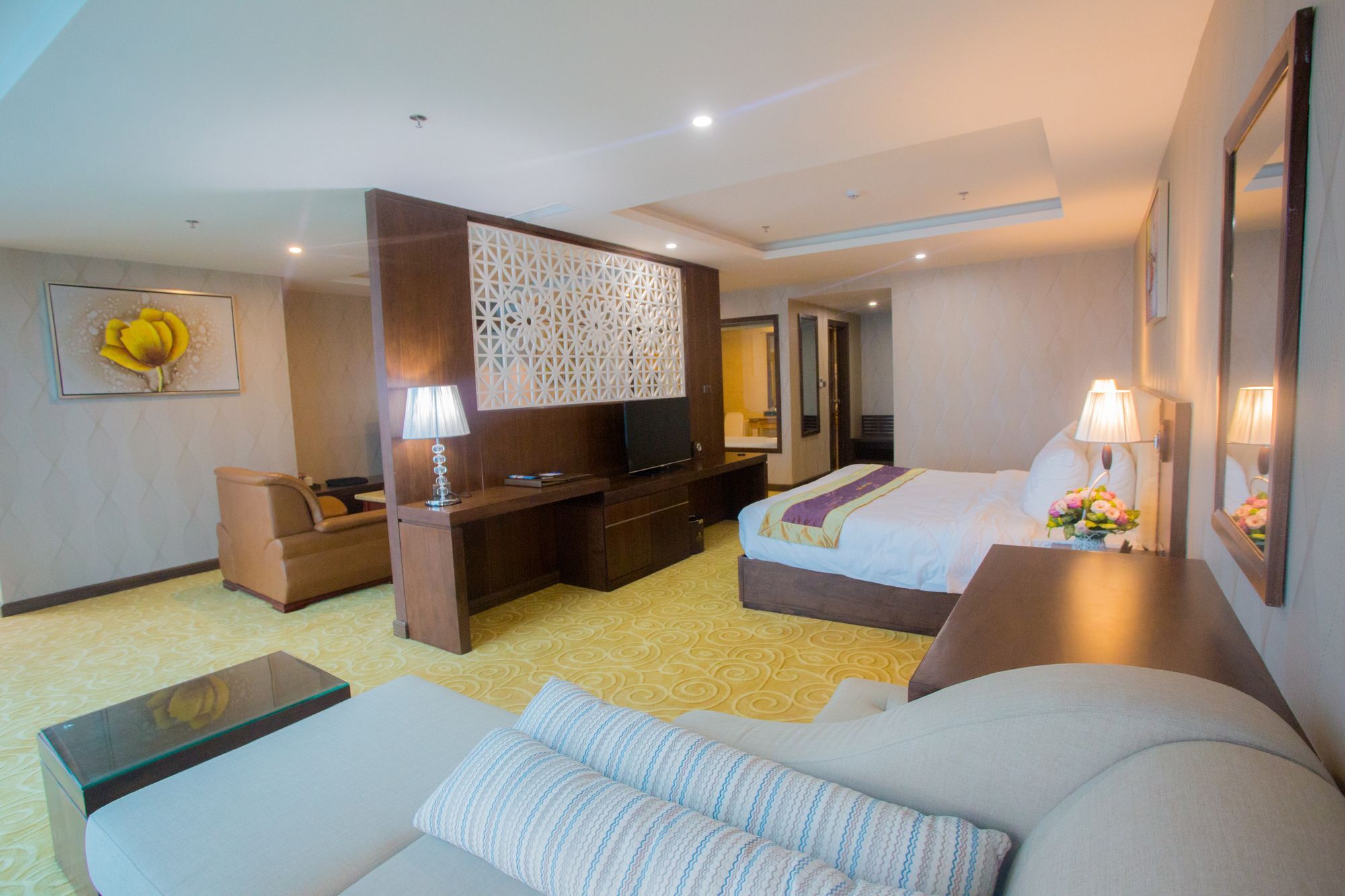 Luxtery Hotel & Spa Da Nang Bagian luar foto